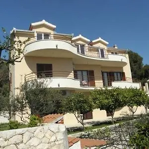 Apartment Ferdi, Trogir